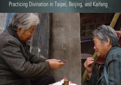 deux hommes chinois qui font de la divination