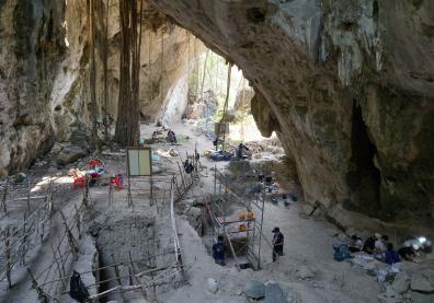 Fouilles de la grotte Laang Spean (Cambodge)