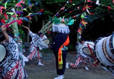 Hassaku taiko odori de l'île d'Iô