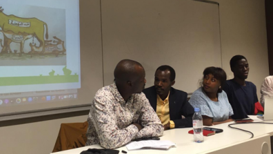 Médiateurs du DIU H2M lors de la séance « L’expérience du déplacement » – et ses mots en arabe soudanais (11 mars 2020) 