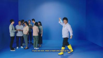 Image extraite du sitcom Phua Chu Kang "Comedians get serious on Covid-19"