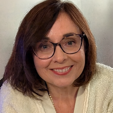 Olena Saint Joanis