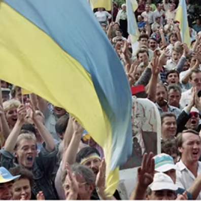 Les militants écologistes ukrainiens se sont alliés aux nationalistes pour exiger que le pays prenne son indépendance vis-à-vis de l’URSS, célébrée ici à Kiev le 25 août 1991, au lendemain de sa proclamation. Anatoly Saprononekov/AFP