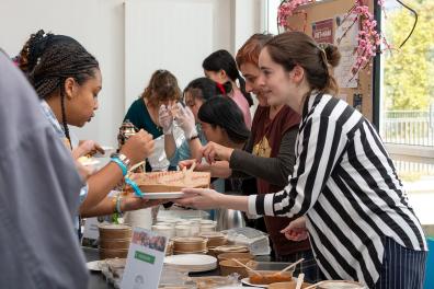 Stands de nourriture - Confluences Tibétaines