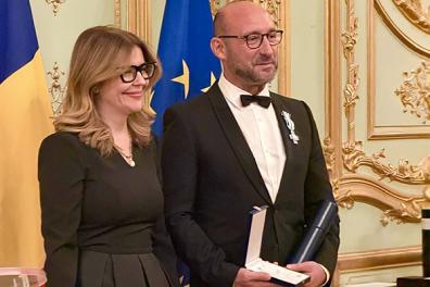 Mme Ioana Bivolaru, Ambassadrice de Roumanie et Alexandru Mardale, professeur de roumain à l'Inalco