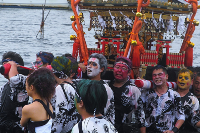 Matsuri du sanctuaire Hashirimizu dans le département de Kanagawa (Japon)