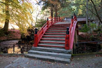 Un pont dans un temple à Shimane
