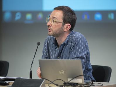 Intervention de Benjamin Guichard, directeur scientifique de la BULAC. Conférences « 1873 : un tournant dans l'histoire des Langues O’ - Ça déménage ! », le 5 juin 2023 à l'auditorium du Pôle des langues et civilisations