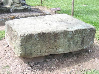 Autel Y de Copán (/ Monument CPN44). Photographie de l’auteur.