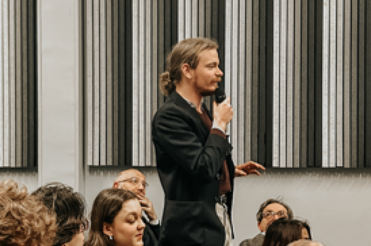 Les étudiants de l’association Prométhei lors de l’échange questions réponses avec Philippe Étienne