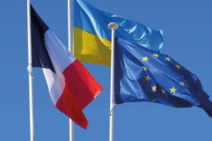 drapeau de l'Ukraine, France, Union Eureopéenne 